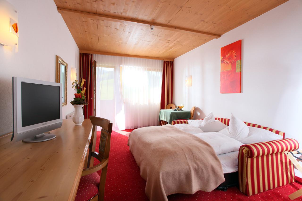 קירשברג אין טירול Alpenhotel Landhaus Kuechl מראה חיצוני תמונה