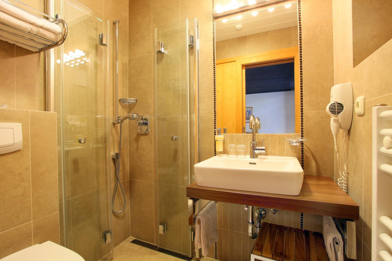 קירשברג אין טירול Alpenhotel Landhaus Kuechl מראה חיצוני תמונה